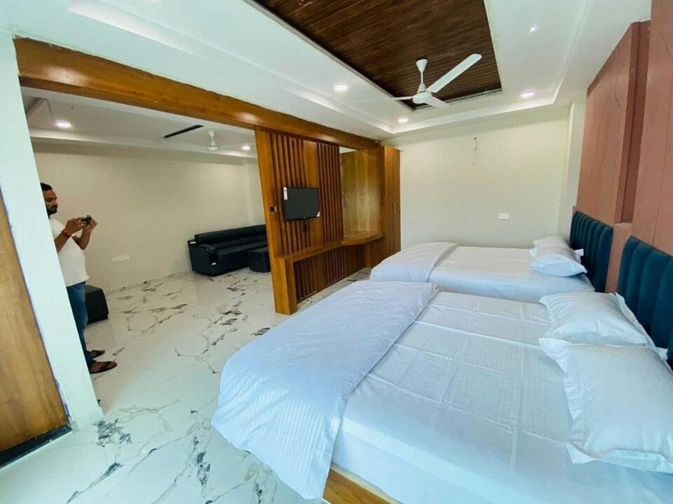 Super Townhouse Ambaji Formerly Hotel Kardhar Inn Dış mekan fotoğraf