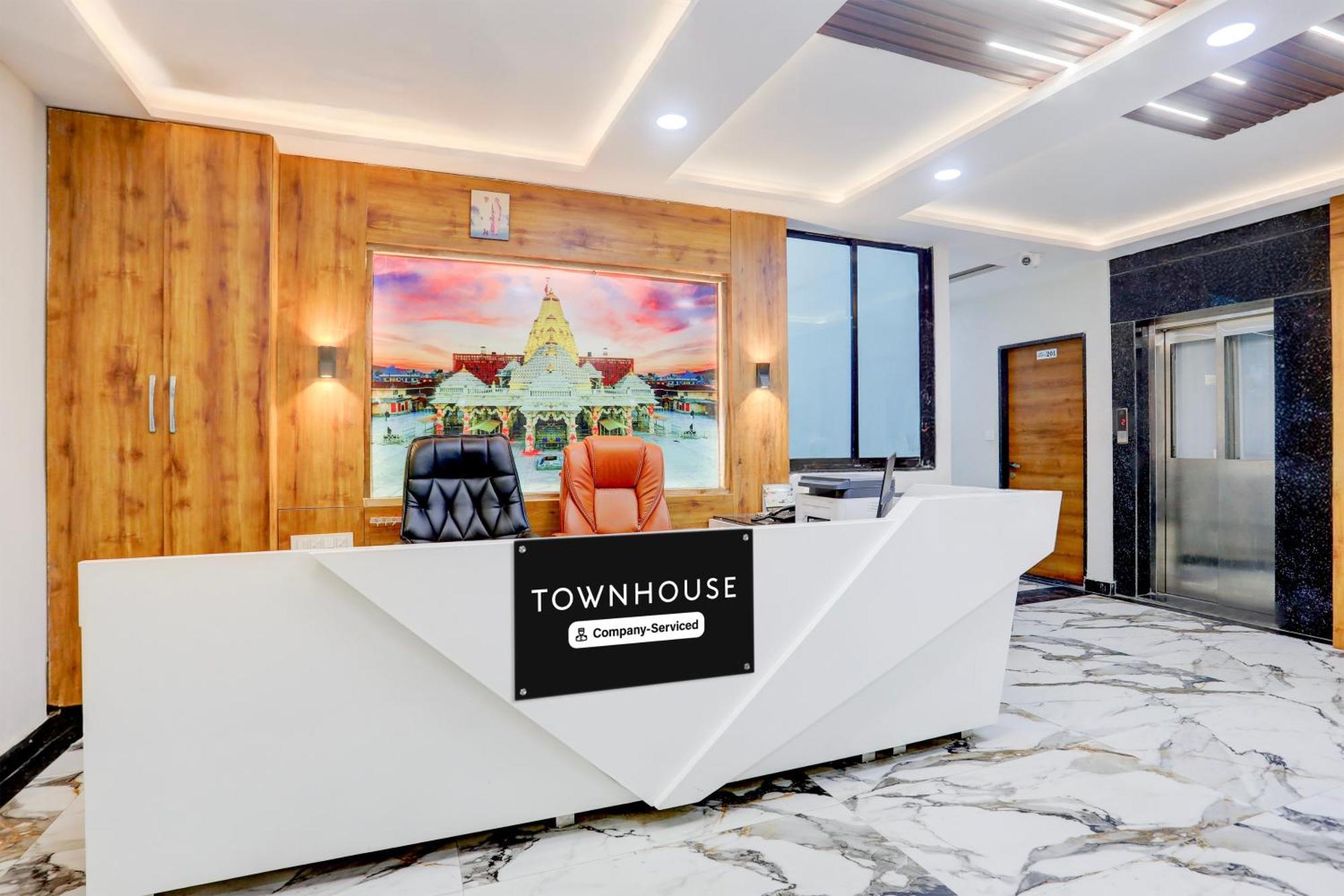 Super Townhouse Ambaji Formerly Hotel Kardhar Inn Dış mekan fotoğraf