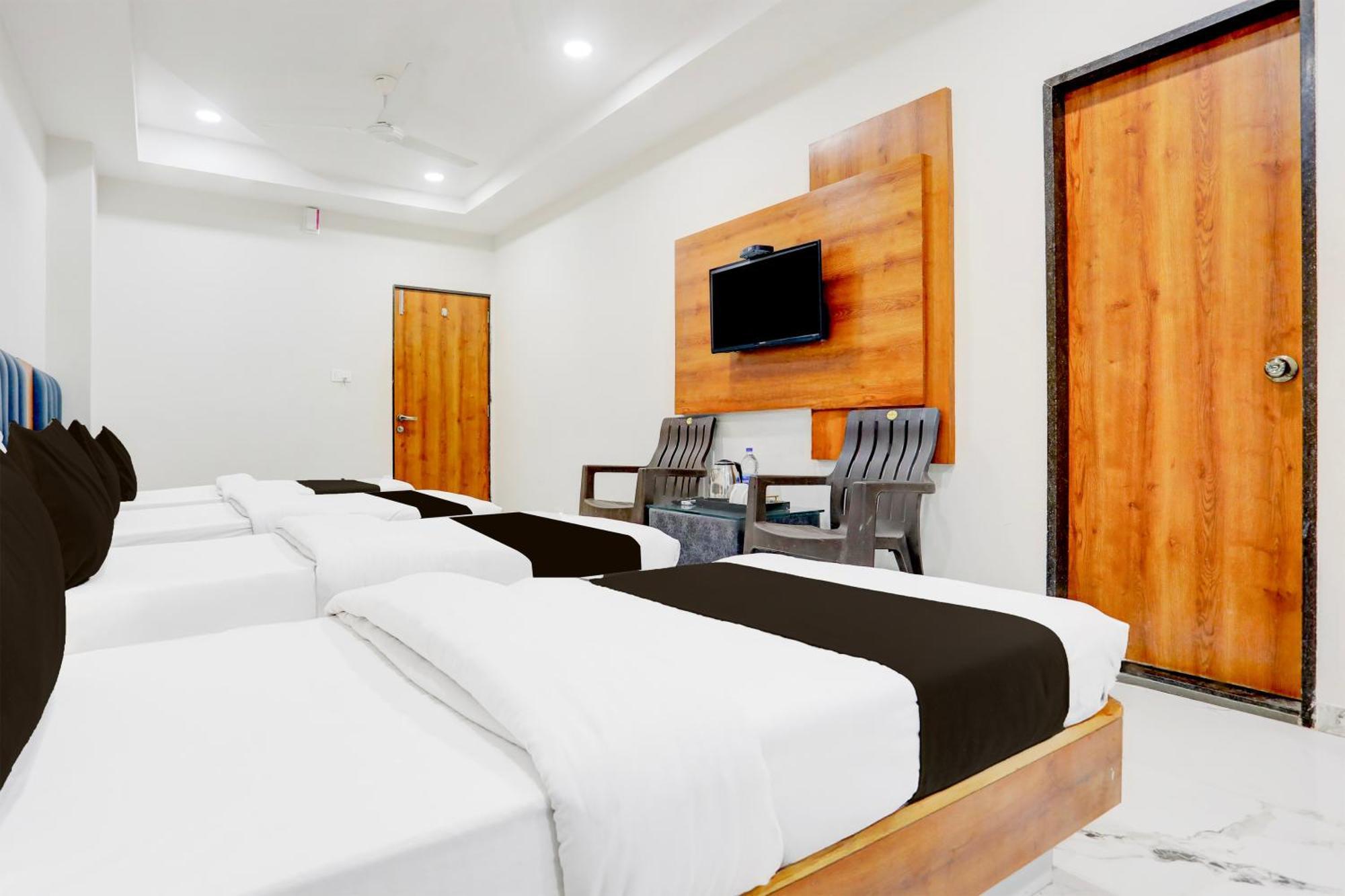 Super Townhouse Ambaji Formerly Hotel Kardhar Inn Dış mekan fotoğraf
