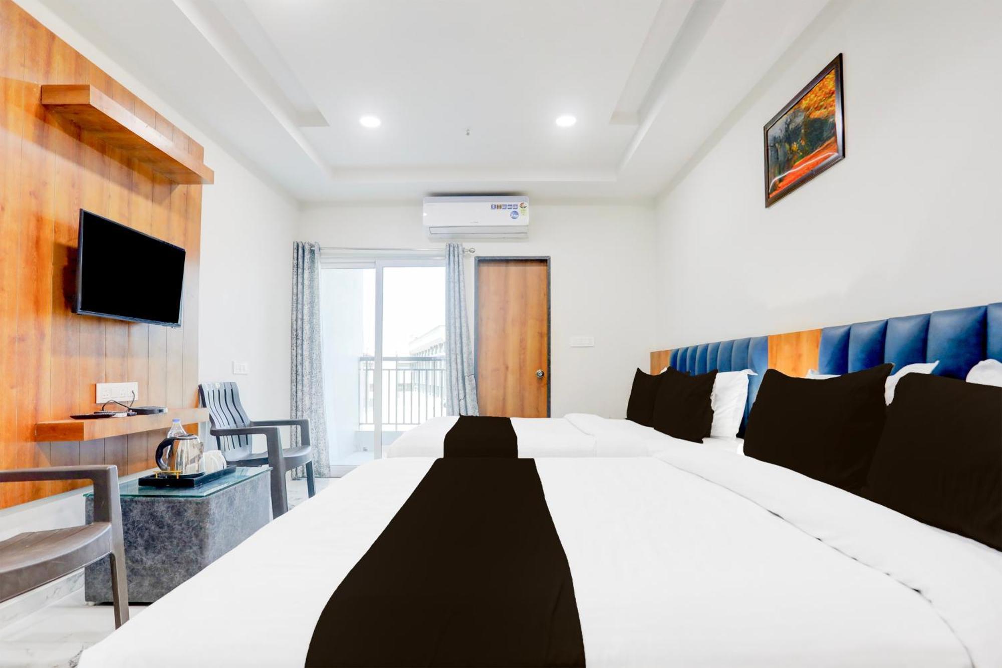 Super Townhouse Ambaji Formerly Hotel Kardhar Inn Dış mekan fotoğraf