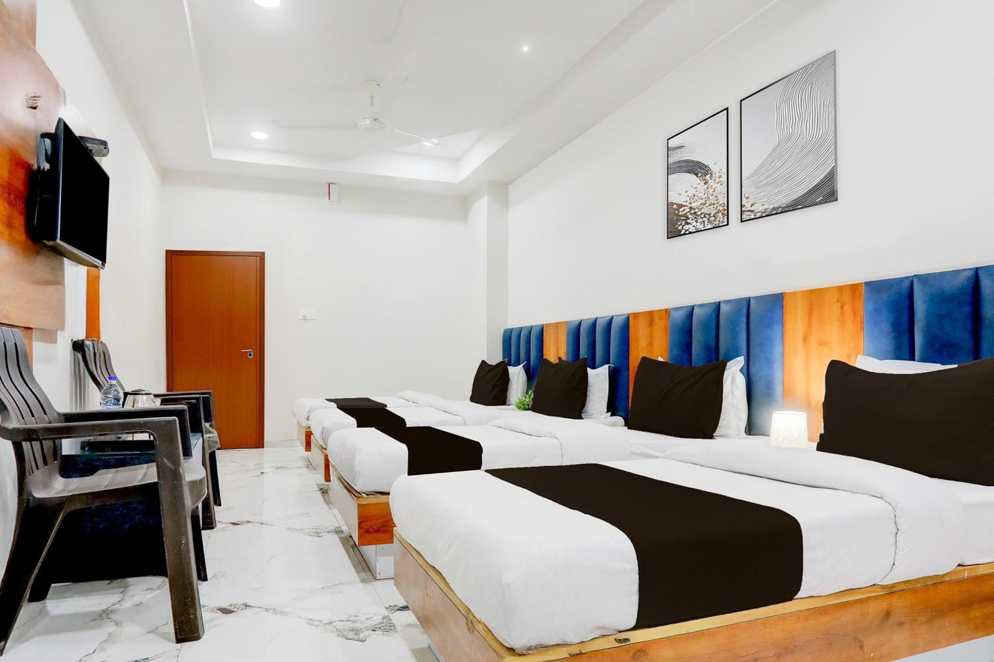 Super Townhouse Ambaji Formerly Hotel Kardhar Inn Dış mekan fotoğraf